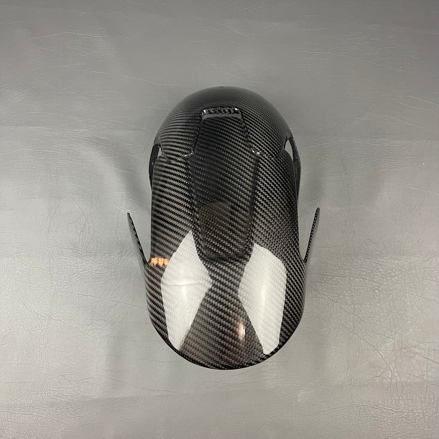 Aprilia RS660 / RSV4 Carbon Fiber Front Fender Hugger Mudguard – view 3