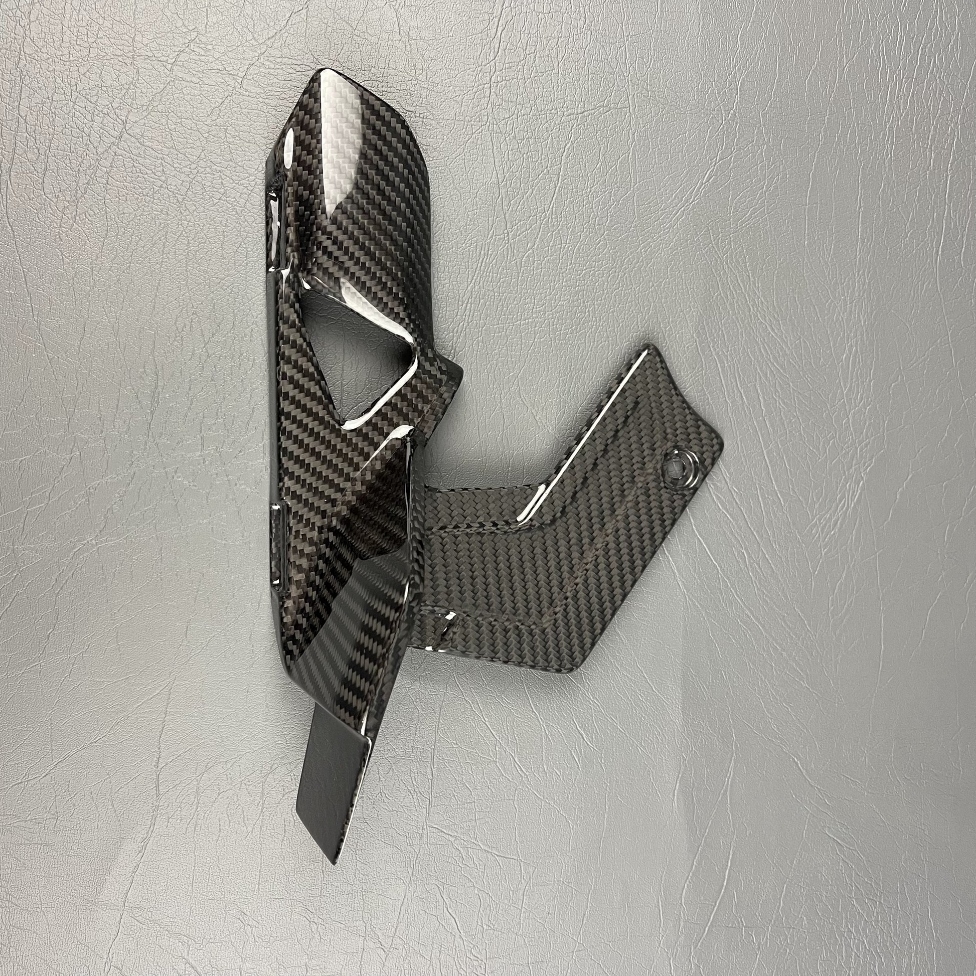 DUCATI SuperSport 939 Carbon Fiber Upper Side Panels – view 3
