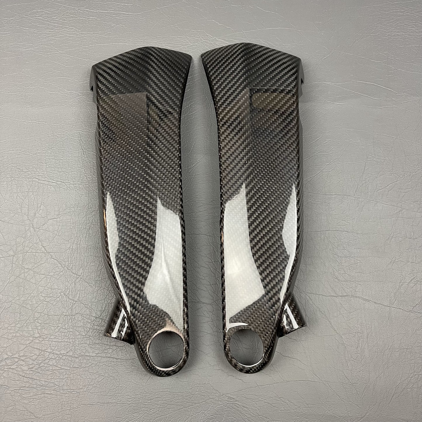 Ducati Panigale/Streetfighter V4 Carbon Fiber Under Tank Frame Cover
