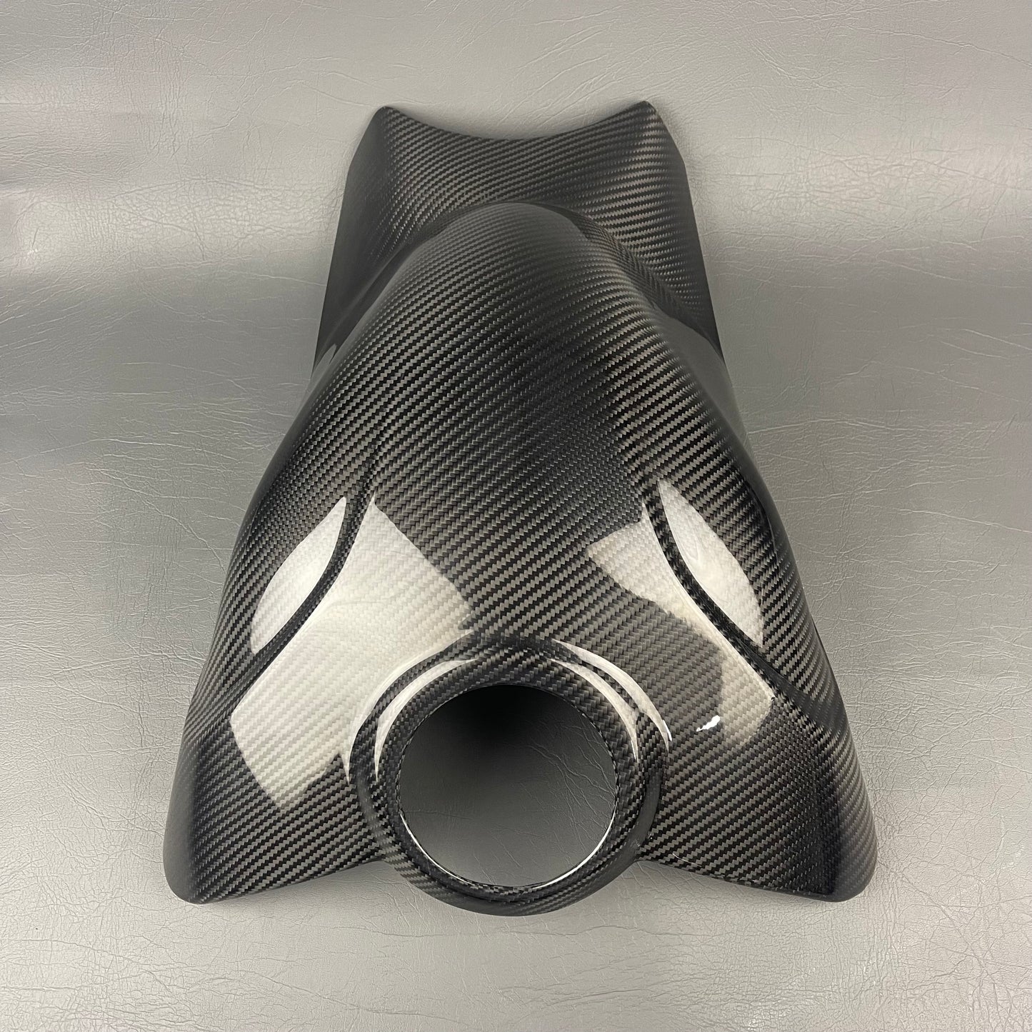 Ducati Panigale/Steetfighter V4 V4S V4R Carbon Fiber Tank Cover – view 4