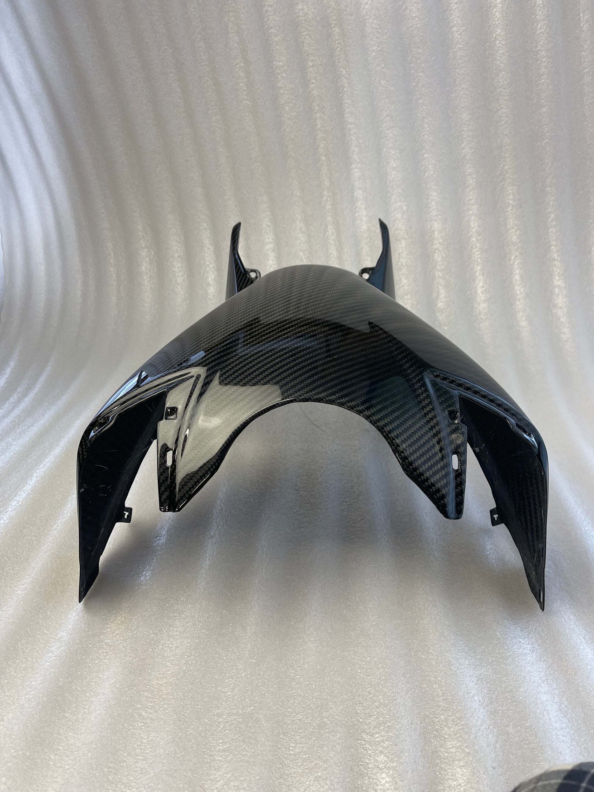 Honda CBR1000RR Carbon Fiber Fuel Tank Cover – view 2