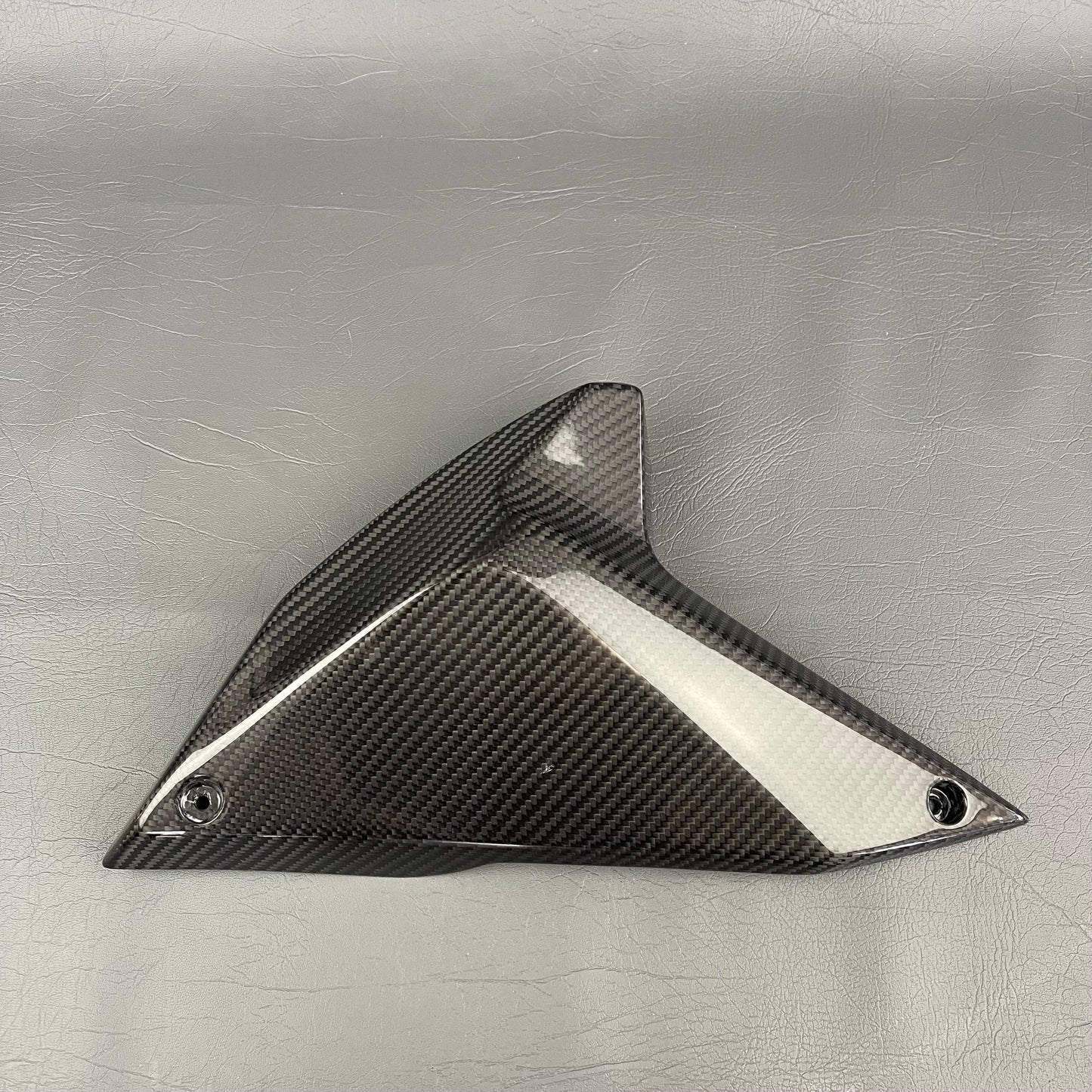 KAWASAKI Z-H2 Carbon Fiber Side Panel Cover – view 2