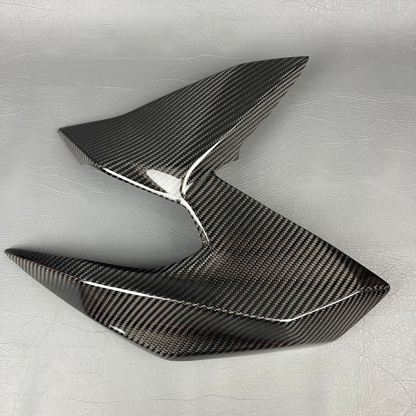 KAWASAKI Z-H2 Carbon Fiber Side Panel Cover – view 2