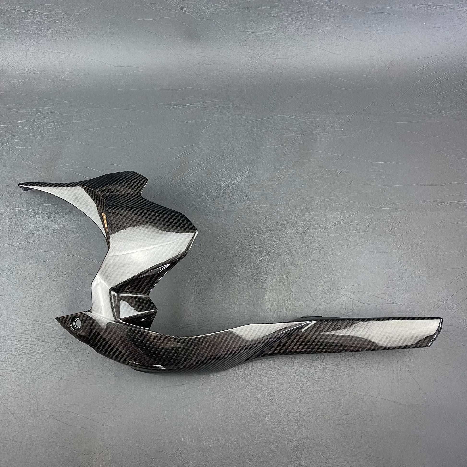 Kawasaki Ninja H2 SX/SE Carbon Fiber Rear Mudguard Fender – view 3