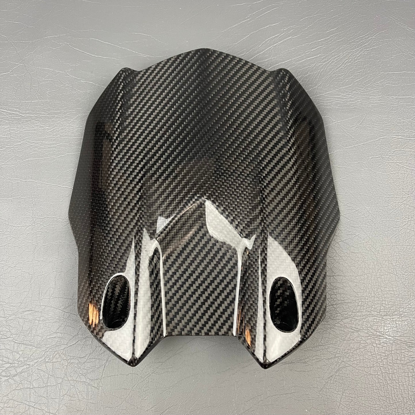 YAMAHA R1 MT-10 Carbon Fiber Rear Fender Hugger Mudguard – view 3