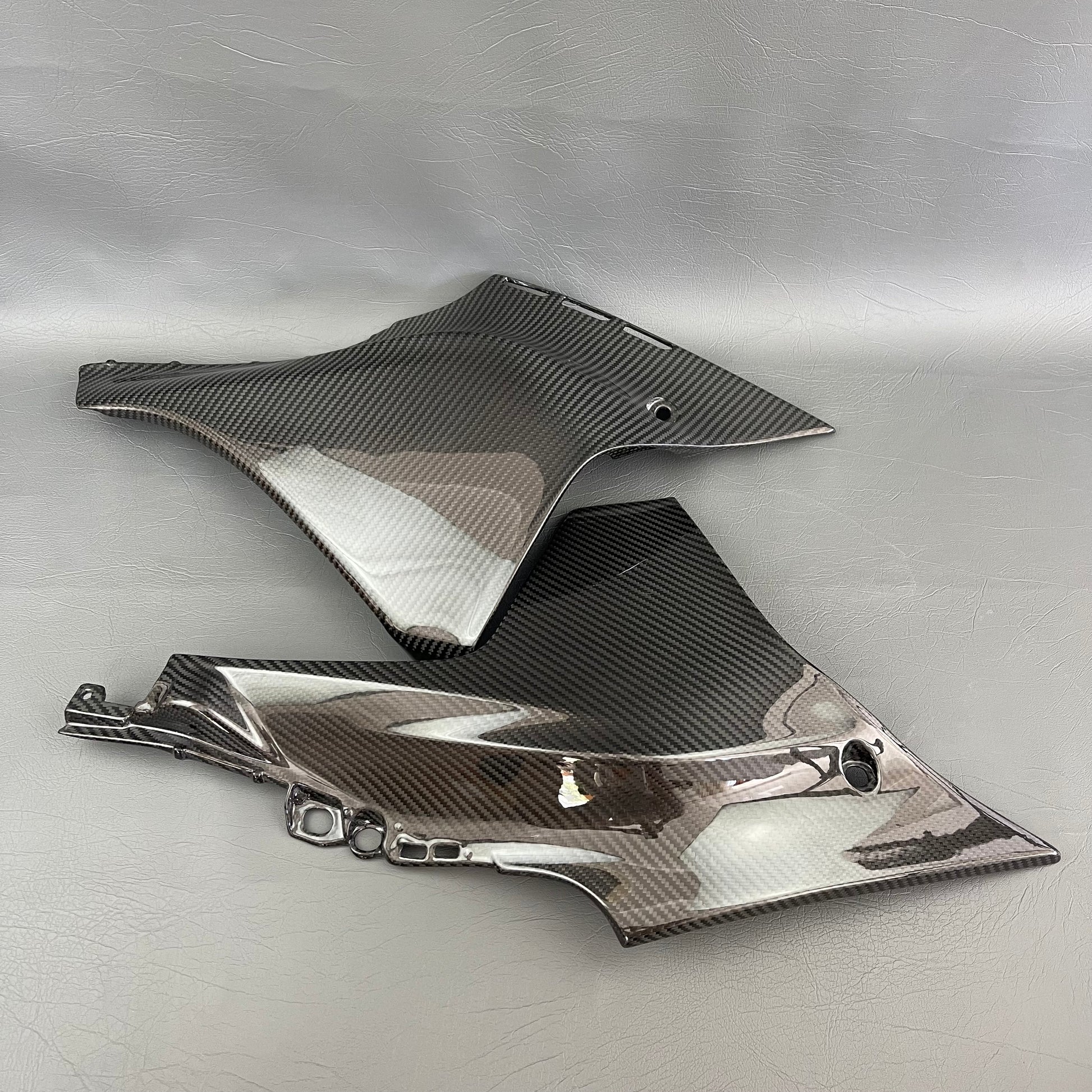 YAMAHA R1 R1M Carbon Fiber Upper Side Panels