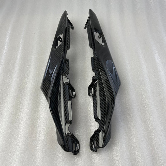 YAMAHA MT-09 Carbon Fiber Tail Side Fairings